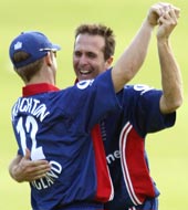 Michael Vaughan with Jim Troughton