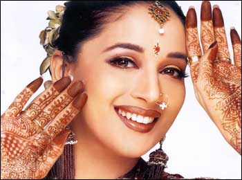 Madhuri Dixit in Yeh Raaste Hain Pyaar Ke