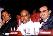 Dhirubhai Ambani with his sons Anil (left) and Mukesh