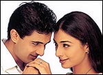 Sanjay Suri and Tabu as Dhruv and Rewa in Filhaal