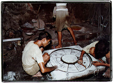 Making huge wheels with primitive techniques